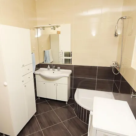 Bruna Apartman Makarska