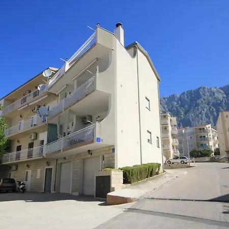 Bruna Apartment