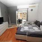 아파트 Bruna 마카르스카